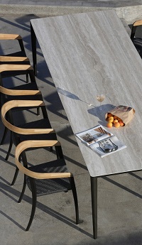 Table et chaises pour terrasses à Nmur et en Brabant wallon