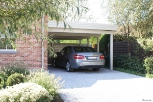 Protégez votre voiture du gel et du froid grâce à un carport en bois 